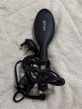 GHD Glide Electric Styling Brush in Black